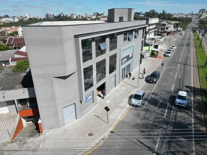 IMÓVEL COMERCIAL EM ARAUCÁRIA - R$ 8.400,00 - 153M²