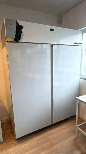 Mini Câmara de resfriamento 2 portas 1900 litros nova 