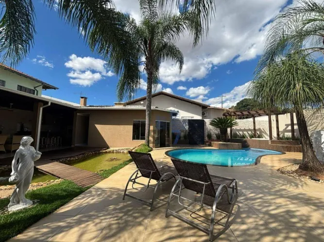 Casa de Alto Padrão à Venda no Jardim Colonial 3 Suítes, Spa, Piscina e 420m² em Bauru/SP