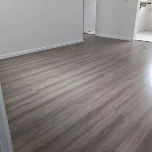 Instalador de pisos vinilicos e laminados 