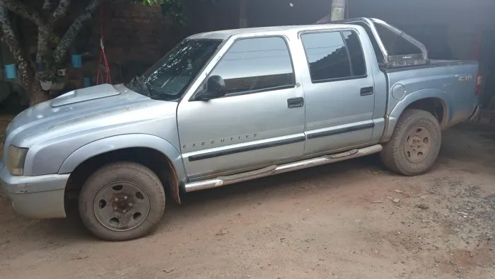 Chevrolet S10 Pick-up STD 2.8 4X2 CD TB Int.dies. 2001