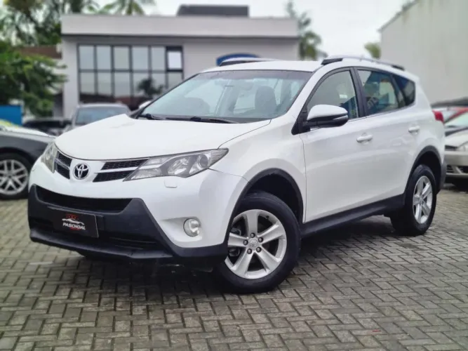 Toyota RAV4 2.0 4X2 16V Aut. 2014