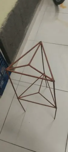 Estrutura Decorativa Geométrico para Jardim