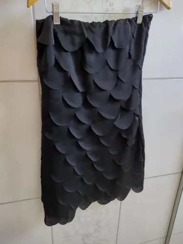 Vestido Preto Escamas Acetinadas - 38