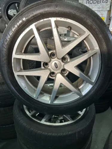 Jogo de Rodas de liga leve Ford aro 17