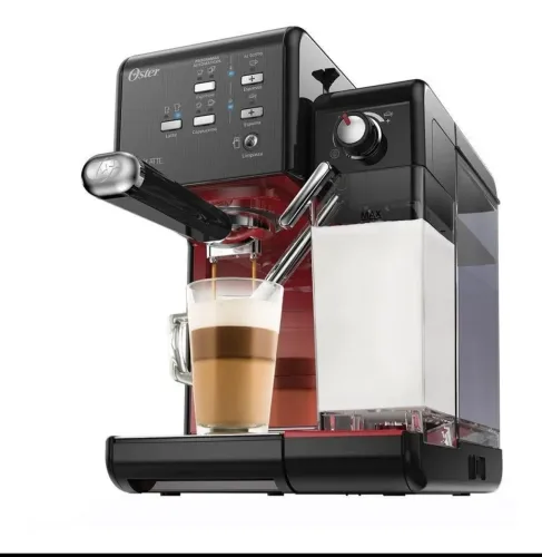 Cafeteira Prima Latte Pó de café e Capsula nespresso semi novinha