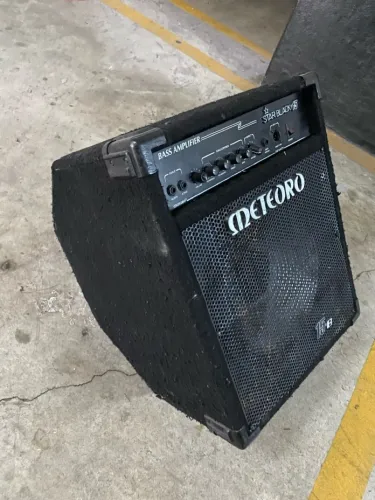 Amplificador de Baixo Meteoro Star Black 15B