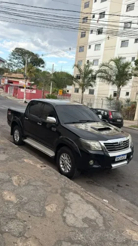 Toyota Hilux CD SRV D4-d 4X4 3.0 TDI Diesel AUT 2009