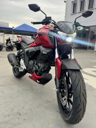 FZ15 CONNECTED - QUEIMA DE ESTOQUE!