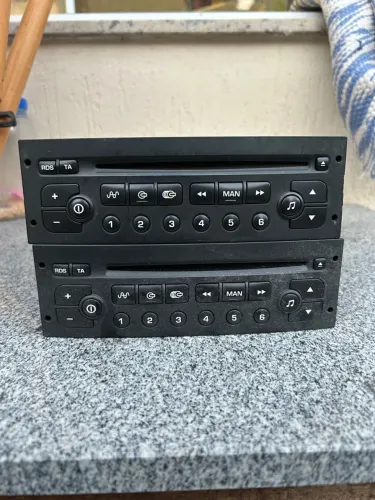 Rádio Peugeot Original
