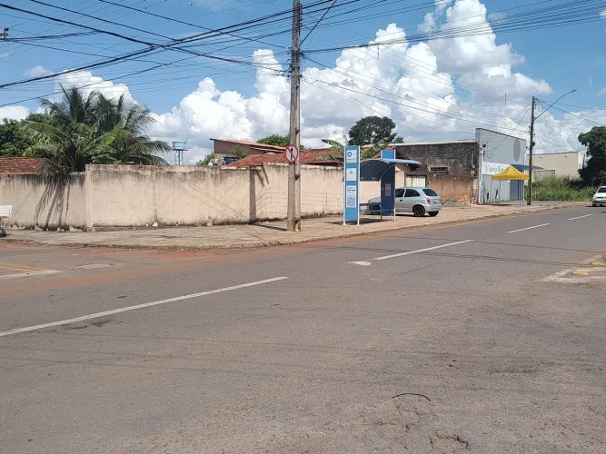 Lote comercial 580m² - Parque Oeste.