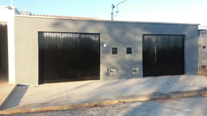 2 casas em Nova esperança