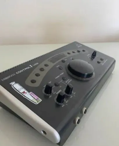 Interface BEHRINGER Xenix Control 1 USB