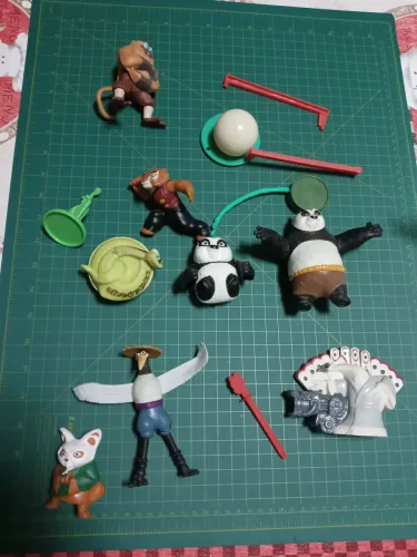 8 Miniaturas da Colecao Kung Fu Panda Escassas