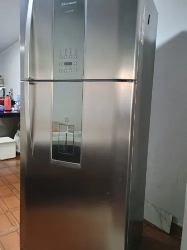 compramos com defeito modelo mas novo