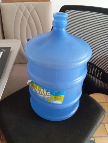 3 Garrafao de agua mineral