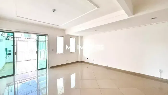 Casa à venda, 3 quartos, 1 suíte, 2 vagas, São Marcos - Macaé/RJ