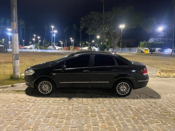 Fiat Linea Absolute 1.9/1.8 Flex Dualogic 4P 2009