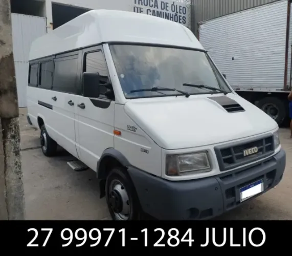 Iveco Daily Furgão Longo 49.1 8V2 2.8 120cv Diesel Mec. 2006