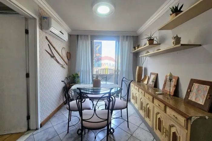 Apartamento no centro da cidade, mobiliado Andar Alto com vista para o teatro e ponte
