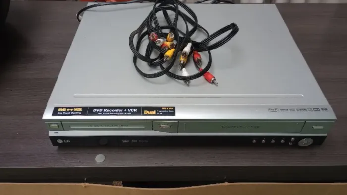 DVD VCR recorder(transforma fitas VHS em DVD)