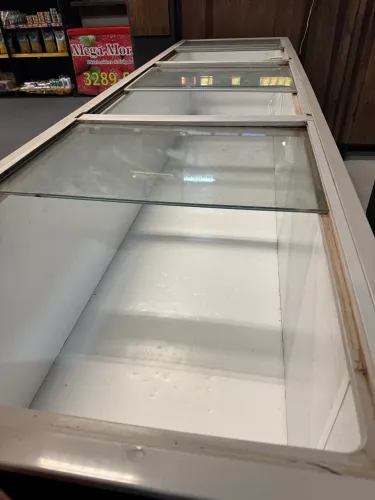 Freezer ilha expositora 6 portas usada 220v