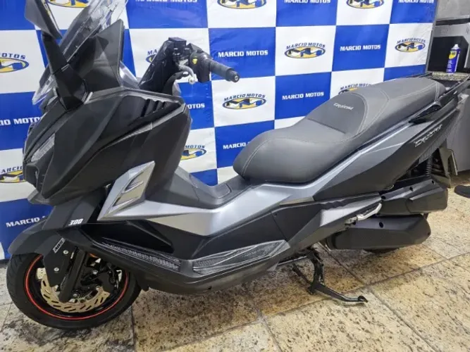 DAFRA CRUISYM 300 23/23