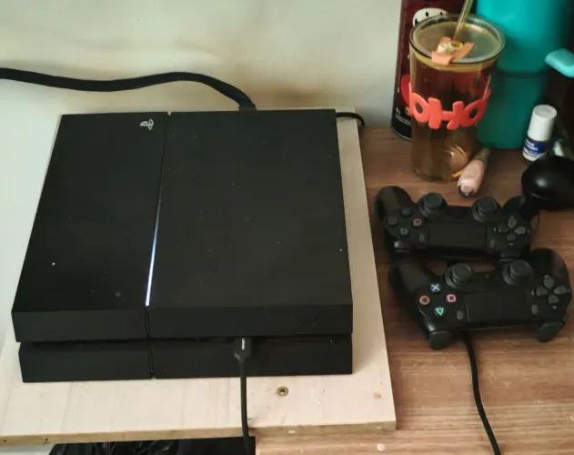 PS4 DOIS CONTROLES