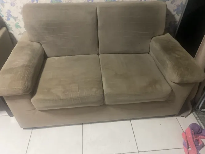 Sofá 2 lugares