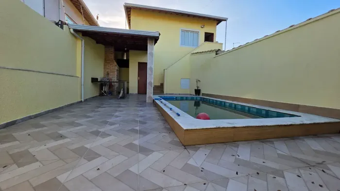 Casa no bairro Balneario Mar Azul em Itanhaém, no litoral sul de São Paulo