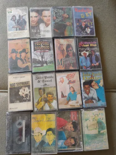 16 fitas K7 antigas. 50 reais