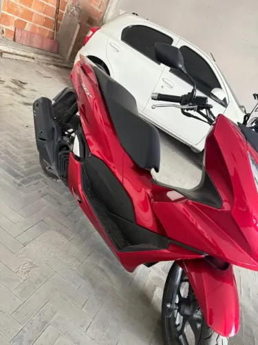 PCX 2025 VERMELHA