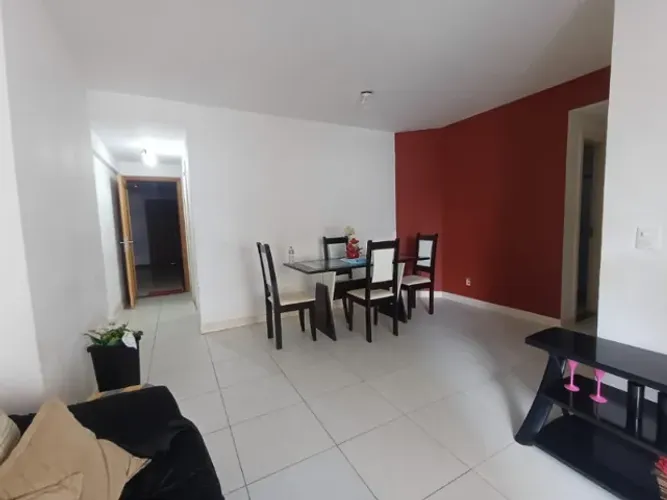 Apartamento com 2/4 Pituba