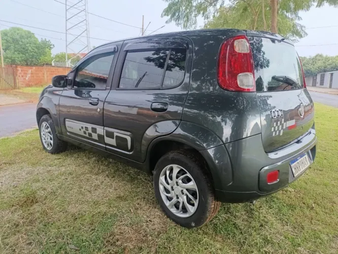 Fiat Uno Vivace/rua 1.0 EVO Fire Flex 8V 5P 2012