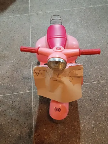 Vendo uma motinha elétrica