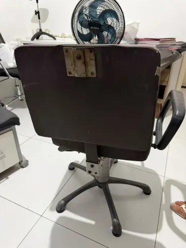 CADEIRA DE SALÃO