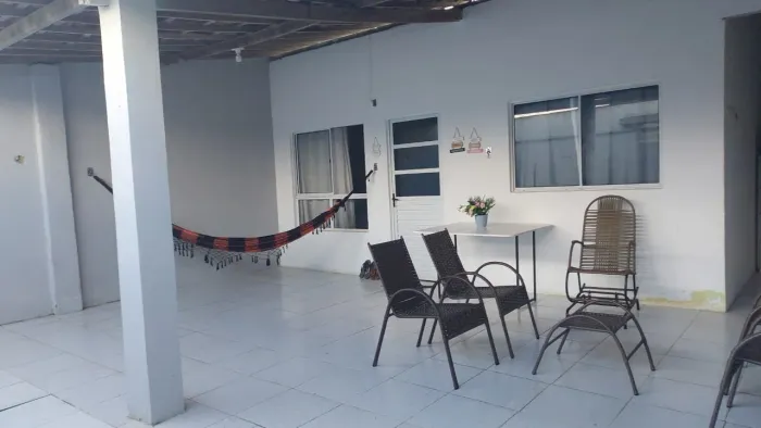 Casa no início do Jarbas oiticica