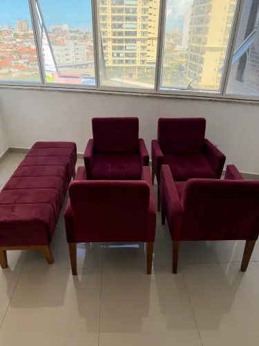 POLTRONAS E PUFF TRIPLO