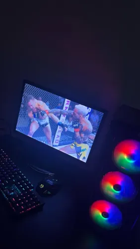 PC Gamer + Monitor