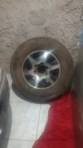 Pneu com roda da S10 Pit bull