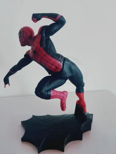 Spiderman Homem Aranha oficial Marvel 21cm