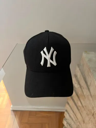 Boné New Era 9FORTY New York Yankees - Preto (Original)