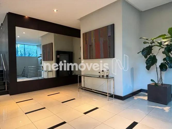 Apartamento 02 quartos com suíte e 02 vagas. Prédio com lazer próximo da Lagoa Seca no Bel