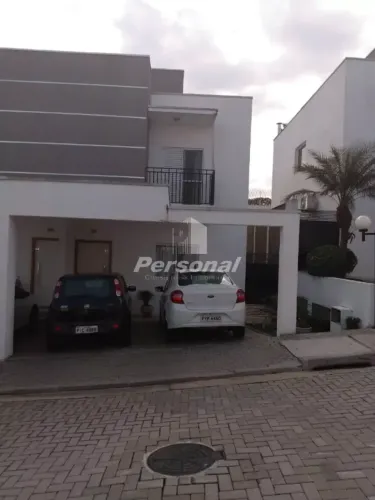 Excelente sobrado no Condomínio Contemporâneo