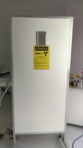 Biombo plumbifero
