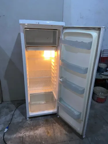 Geladeira Electrolux- faço a entrega