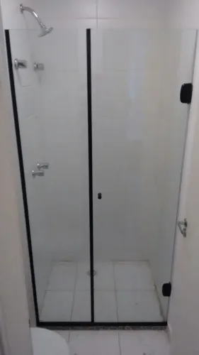 Box para Banheiro - Apenas os Vidros - Porta tipo de Giro