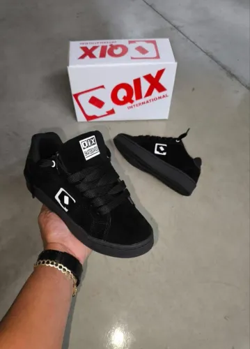 Tênis QIX