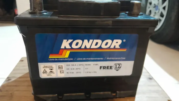 Vendo uma bateria de 46A amperes funcionando perfeitamente quando