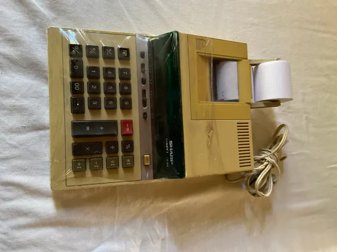 Calculadora de mesa Sharp CS2612 compet com bobina